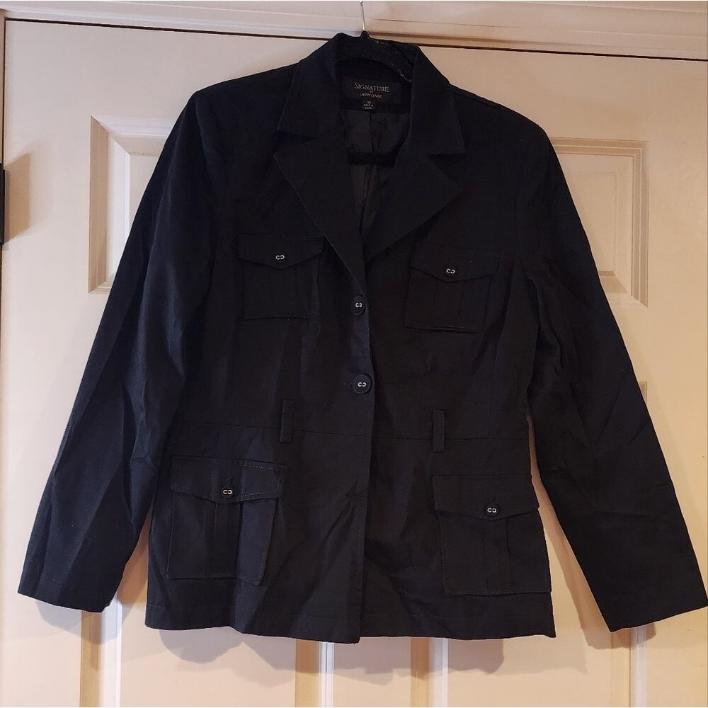 Signature by Larry Levine black lightweight lined button front jacket size 10